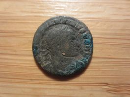 uralte Bronzemünze   20 mm     3.46 g