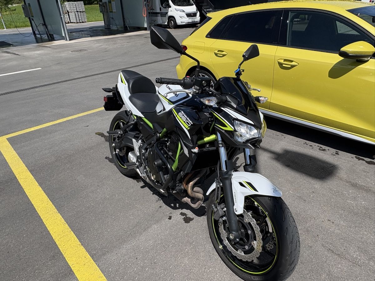 Kawasaki Strada: Kawasaki z650 35kw – Usato da Embrach venduto da Volvo760