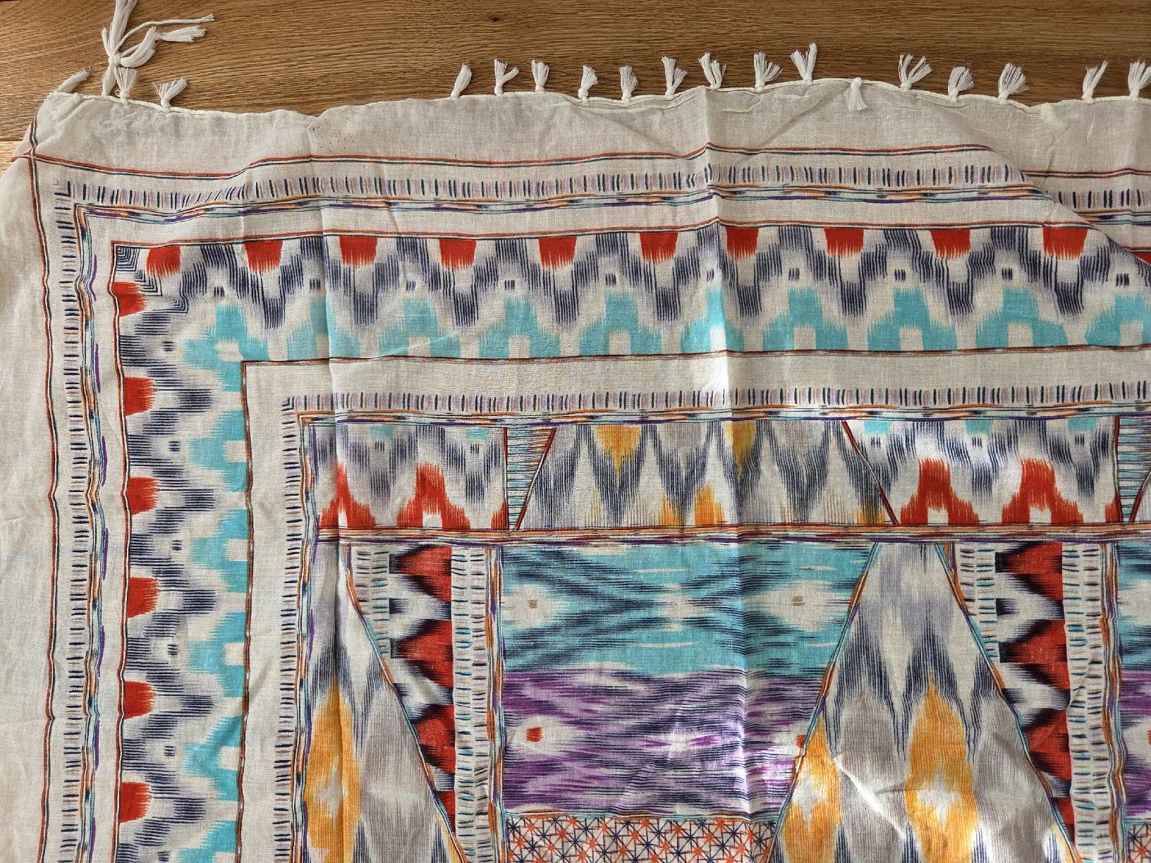 Foulard & Sciarpe: Schal mit Muster, quadratisch, Tuch – Usato da Ottikon venduto da swiftchocolate 3