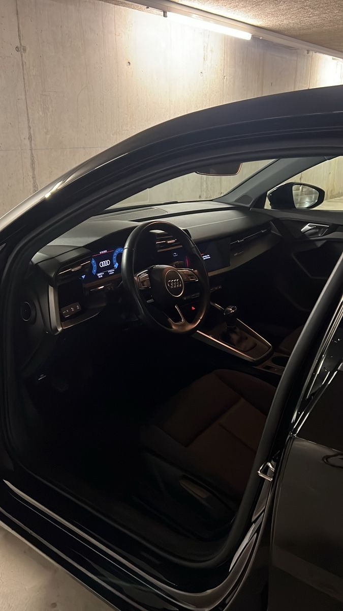 Audi Automobili: Audi / A3 Sportback 35 TFSI Attraction – Usato da Glarus venduto da Yenko01 6