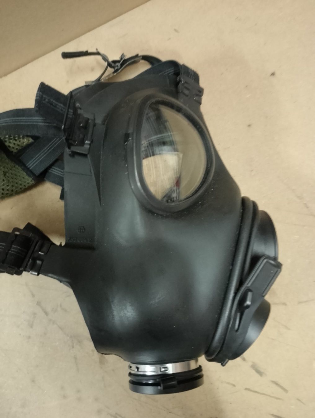 Armée suisse Uniformes: Schutzmaske 90 / CH Armee – D'occasion à Safenwil par dodgewc12 1