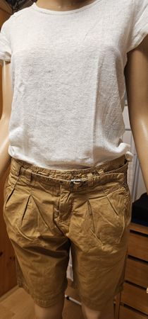 Bench Shorts braun Gr.28 + leichtes Burton Pulli gr.M