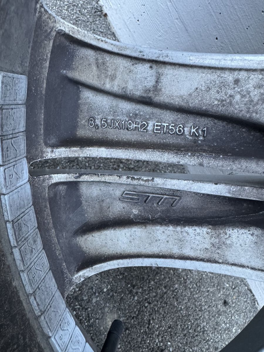 Pirelli Pneus & Kompletträder: Winterräder Pirelli Scorpion 255/55 R19, Top Zustand! (53) – Gebraucht aus Arth von bes_h5r2 1