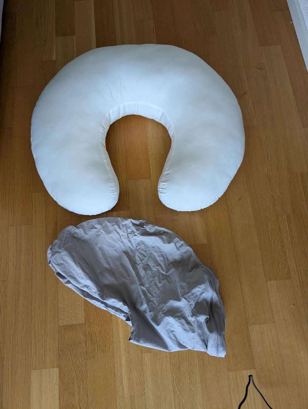Ikea Kissen: Stillkissen Ikea Stabil – Gebraucht aus Jona von Schaniarle 4