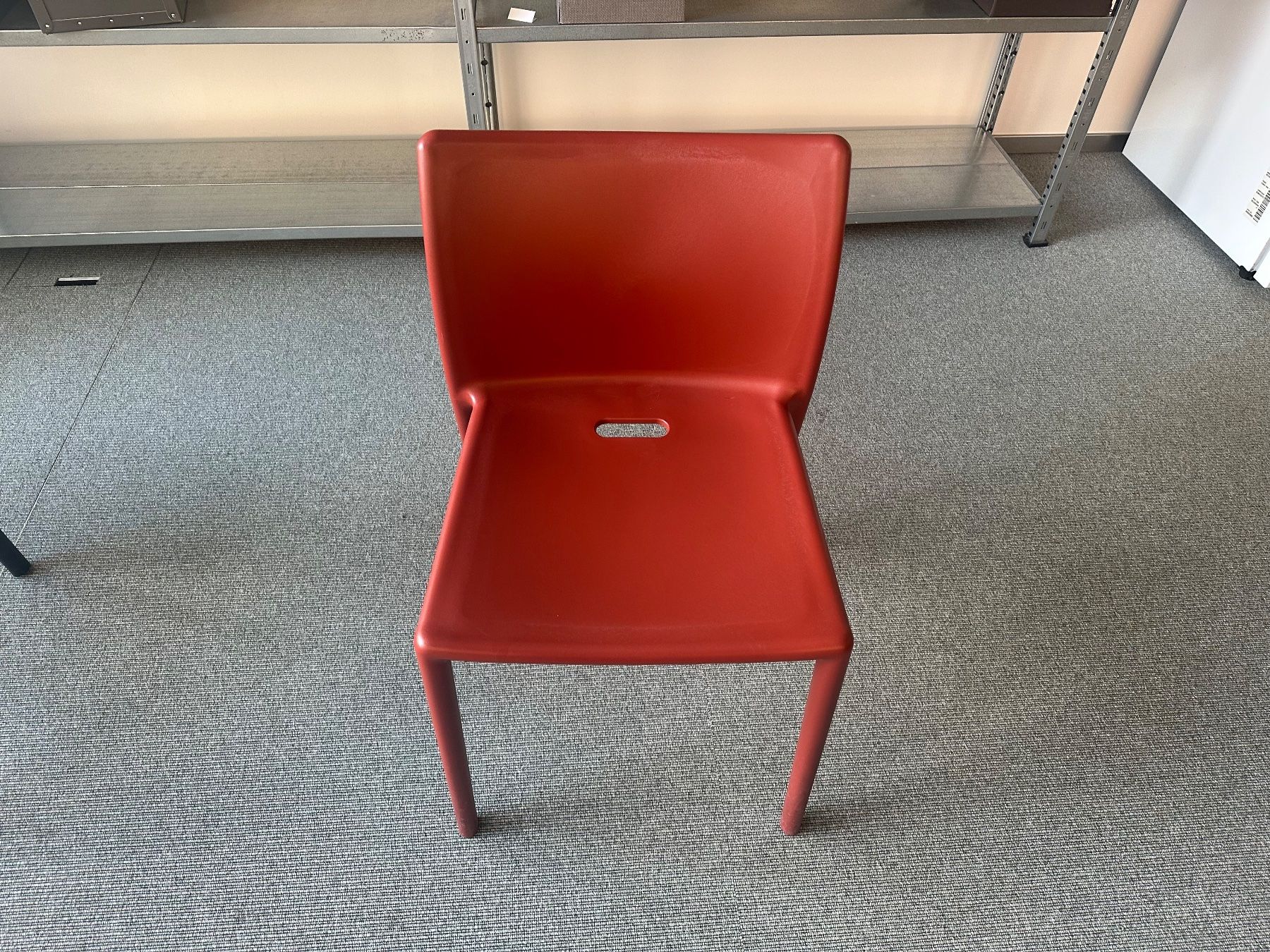 Chaises: Stuhl rot Kunststoff – D'occasion à Zürich par rom_sh7s 2