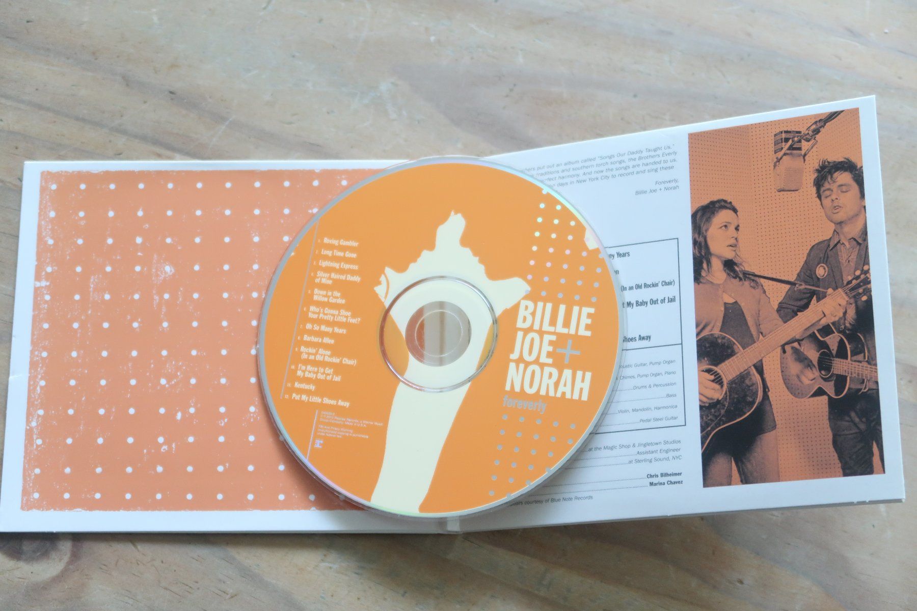 CD: BILLE JOE + NORAH - FOREVERLY - GREEN DAY - CD – Usato da Basel venduto da Patiscat 3