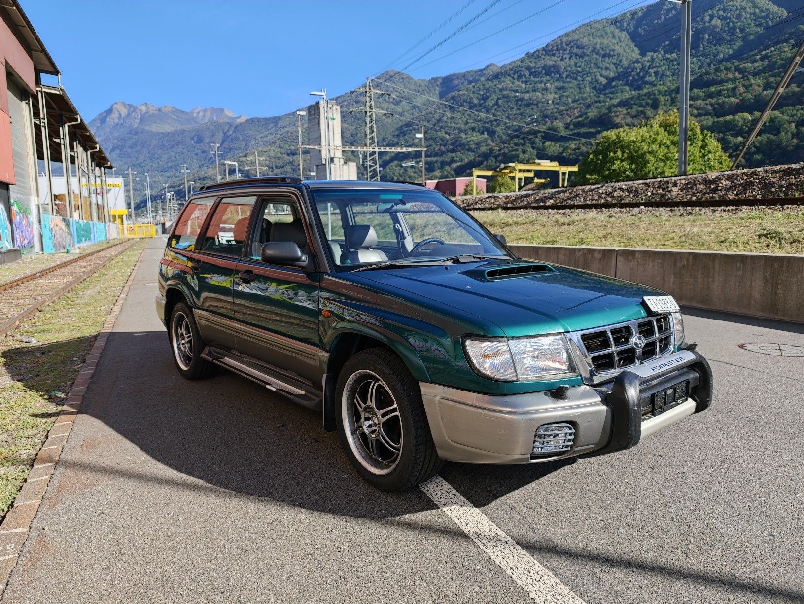 Subaru Automobili: Subaru Forester S Turbo AWD Automatico – Usato da Cadenazzo venduto da LuismacchineSagl 1