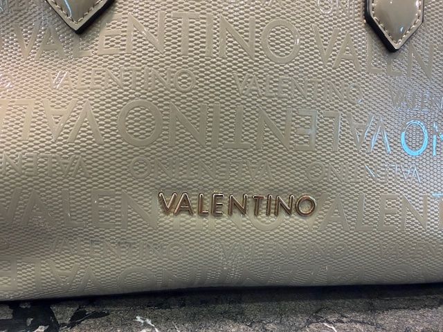 Valentino Taschen für Damen: Valentino Handtasche Beige mit Schultergurt – Gebraucht aus Aarau Rohr von HappyKoala 2