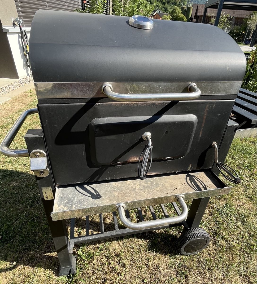 Grills: Holzkohlegrill tectake mit Thermometer und Abdeckung – Gebraucht aus Kaisten von Dashir 2