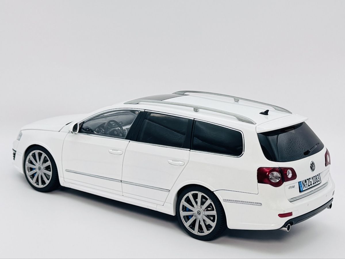 Volkswagen Modellini d'auto: 1:18 VW Passat R36 NZG – Nuovo (secondo la descrizione) da Baar venduto da Cai 2