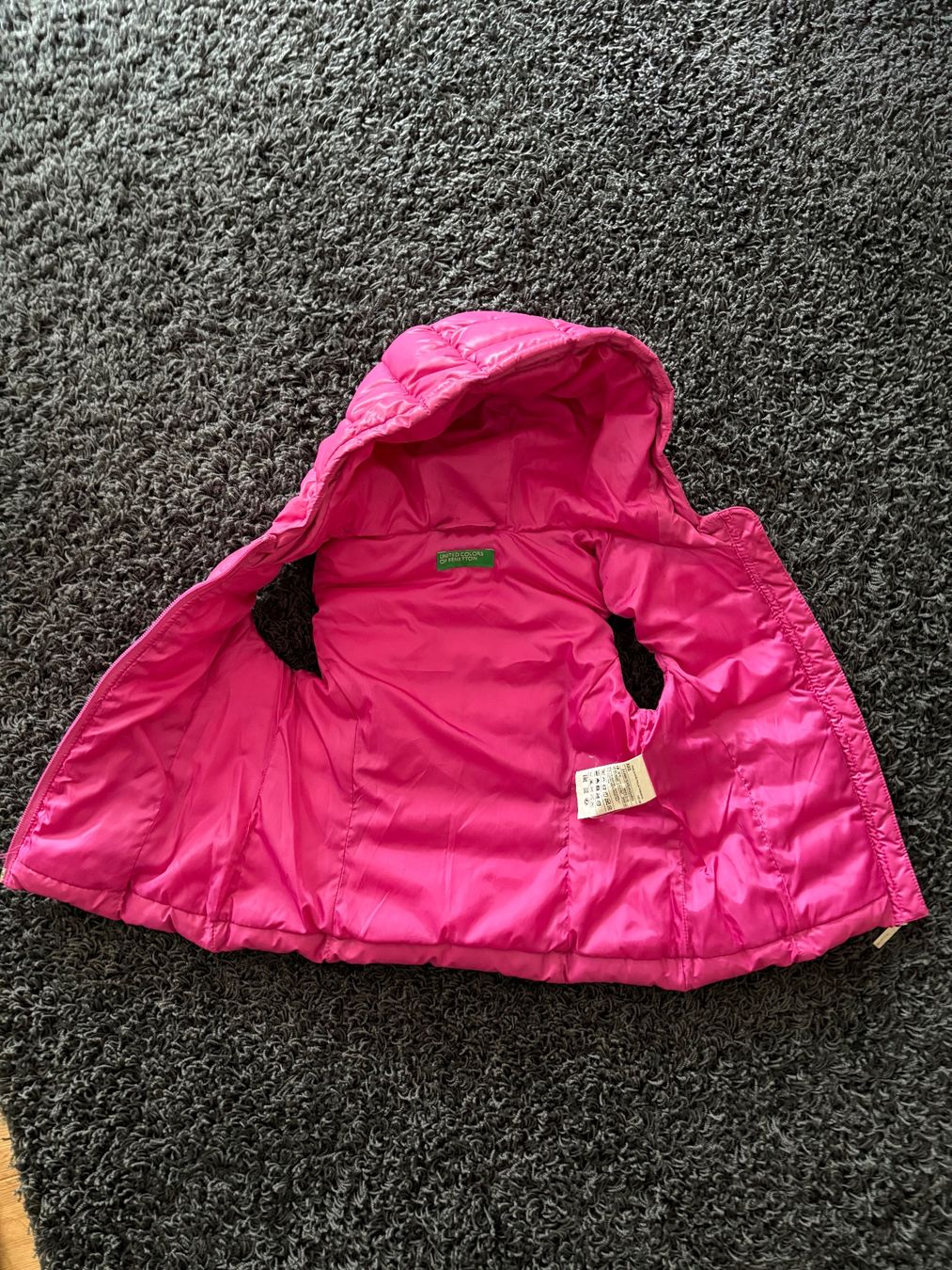 Benetton Altro abbigliamento per bambina: Weste mit Kapuze / Benetton / 100cm – Usato da Zürich venduto da jimmy_12 2