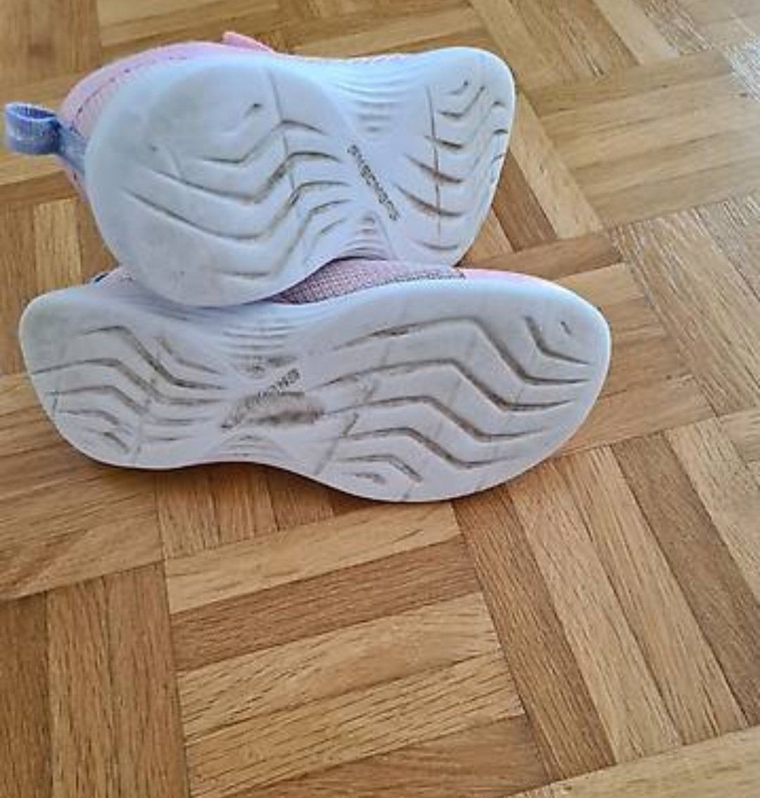 Skechers Schuhe für Mädchen: Skechers Schuhe Gr. 33 – Gebraucht aus Rudolfstetten von anjam81 1