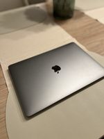 MacBook Pro 13" M2 2022