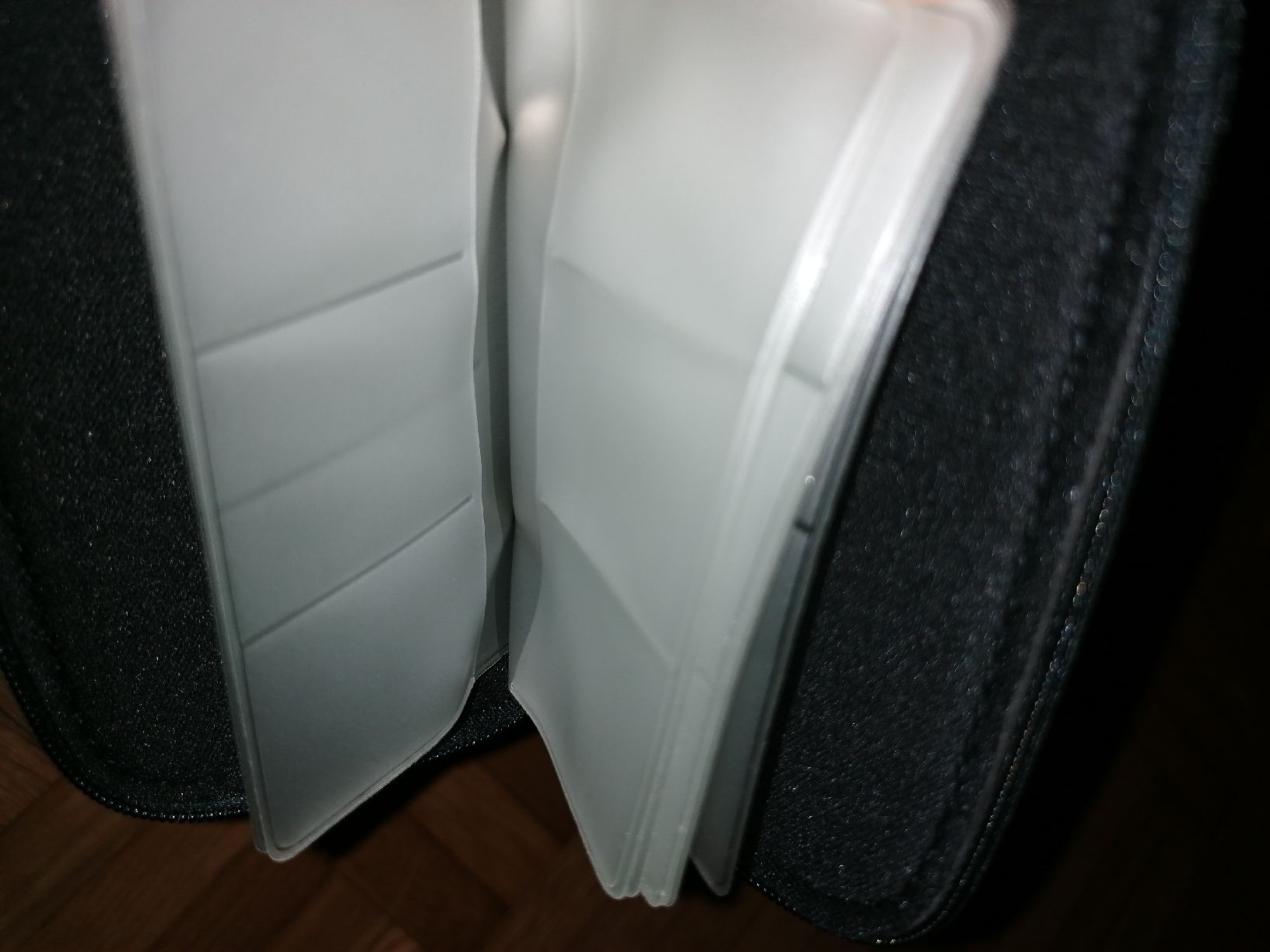 Altro in  Abbigliamento & Accessori: Tasche für SD karten – Nuovo (secondo la descrizione) da Dübendorf venduto da an_nk8z 1