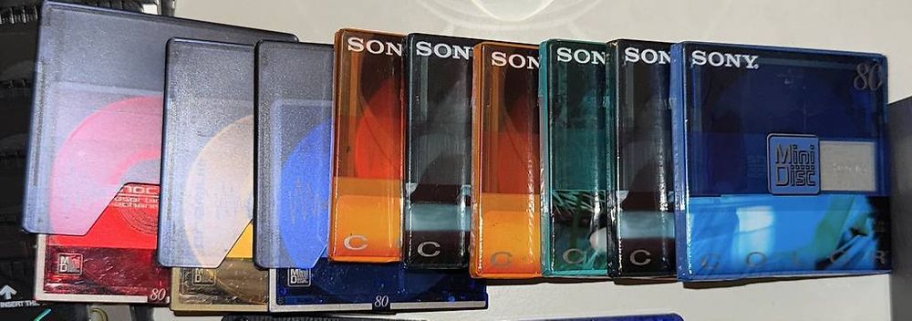 9 coloured Sony Minidisc (Gebraucht) in Luzern für CHF 40 – nur ...
