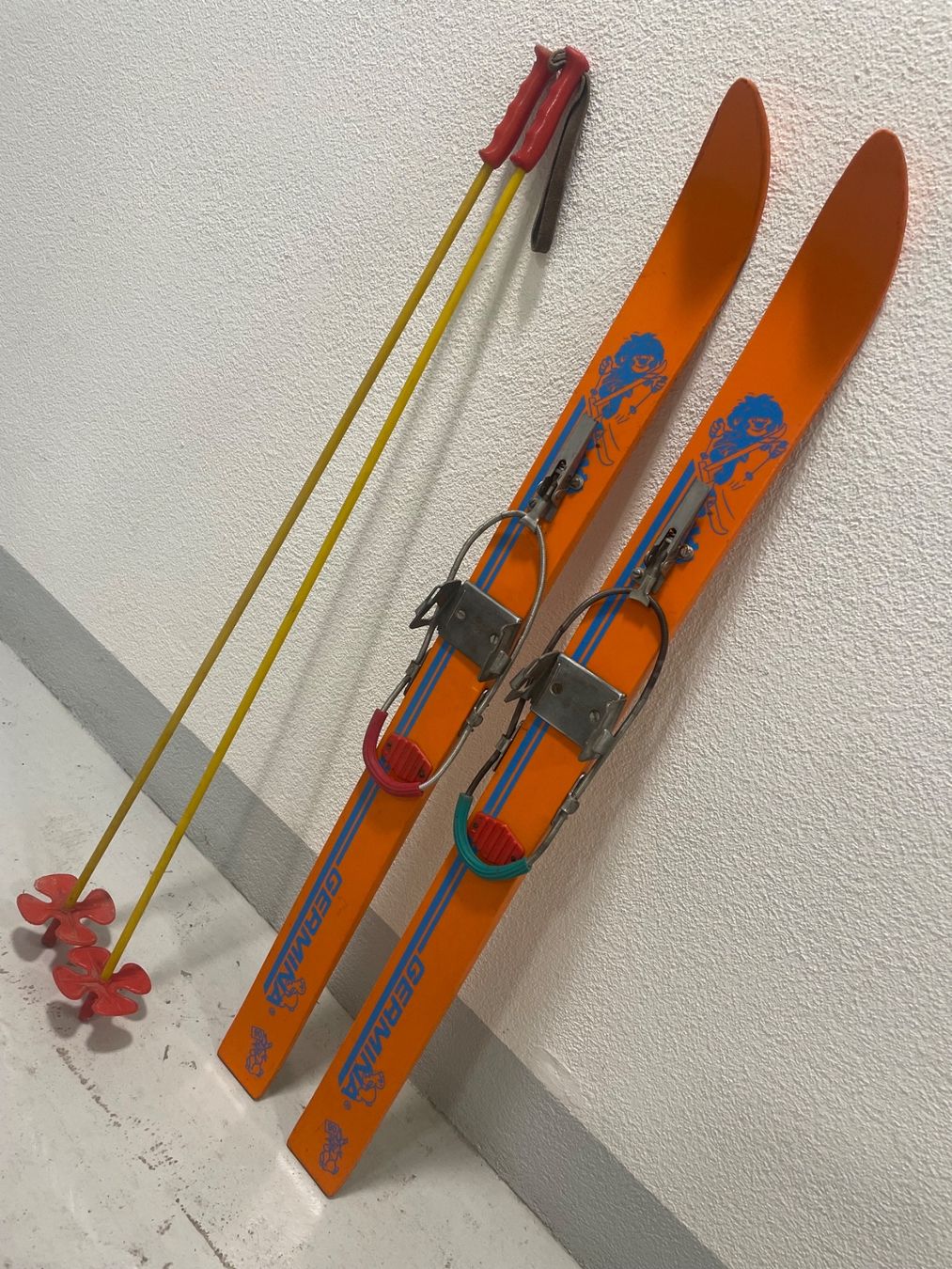 Skis: Ski, Kinderski – Gebraucht aus Menziken von fiat-500 4