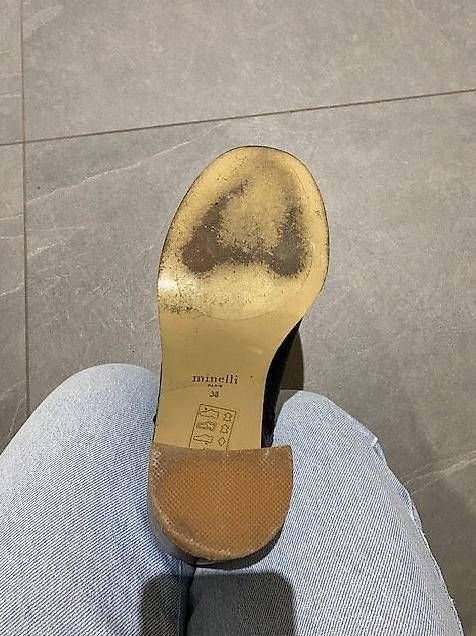 Scarpe da donna: Bottines noire à talon – Usato da Bôle venduto da Benedetto72 3