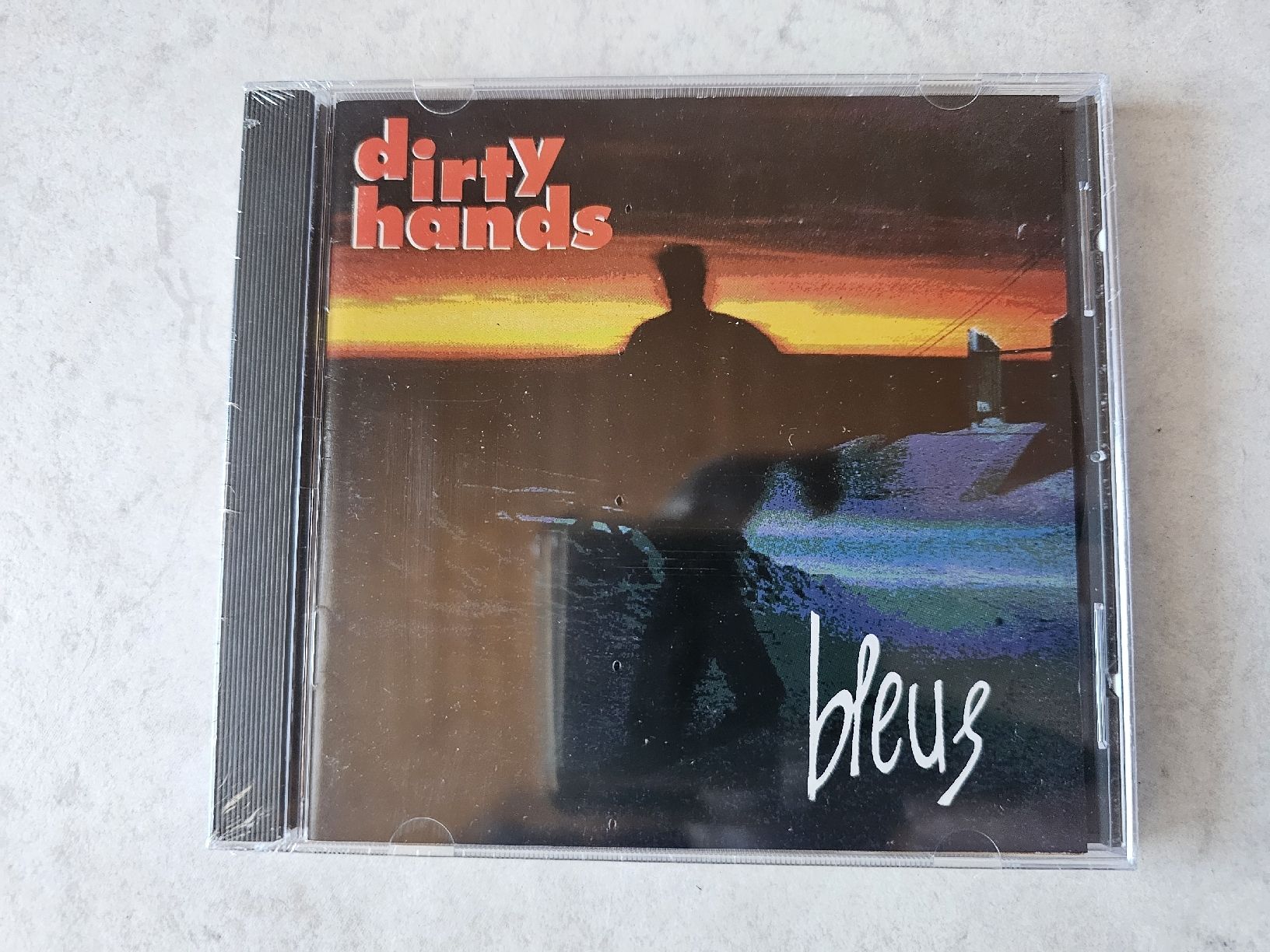 CDs: Dirty Hands  -  Bleus  /  Fabrikneu – Neu und originalverpackt aus Schneisingen von backstore24