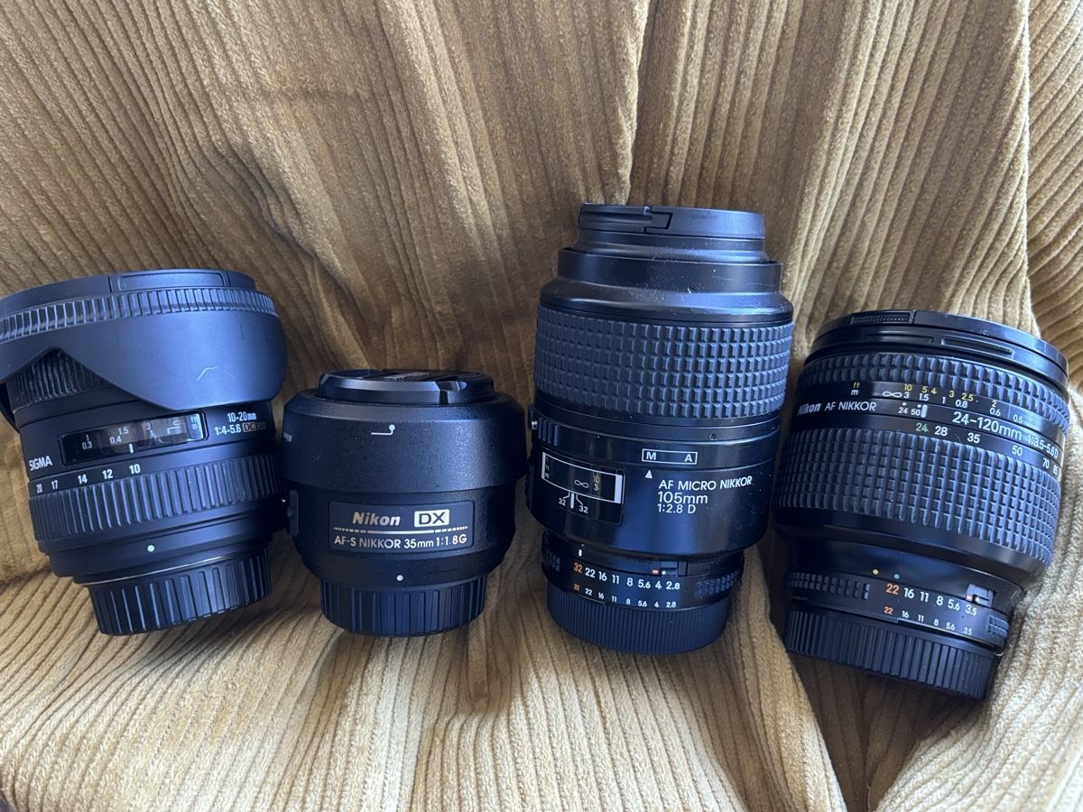 Nikon Fotocamera: Nikon D7500 mit 5 Objektiven – Usato da Flüelen venduto da dieda7 3