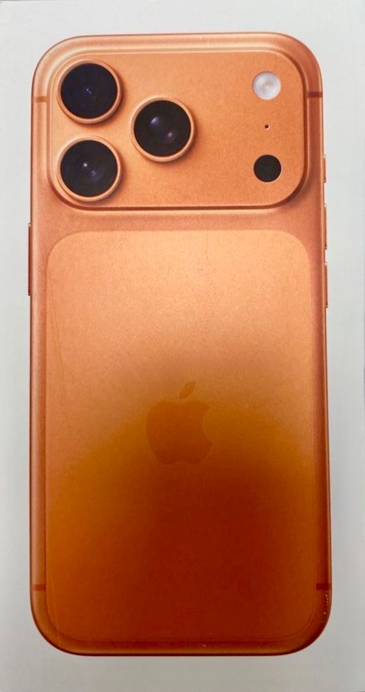 Apple Telefoni cellulari / Smartphones: iPhone 17 Pro Max 1TB Orange, Fabrikneu Versiegelt – Nuovo e nell'imballaggio originale da Basel venduto da MY.AIRPODS.SHOP
