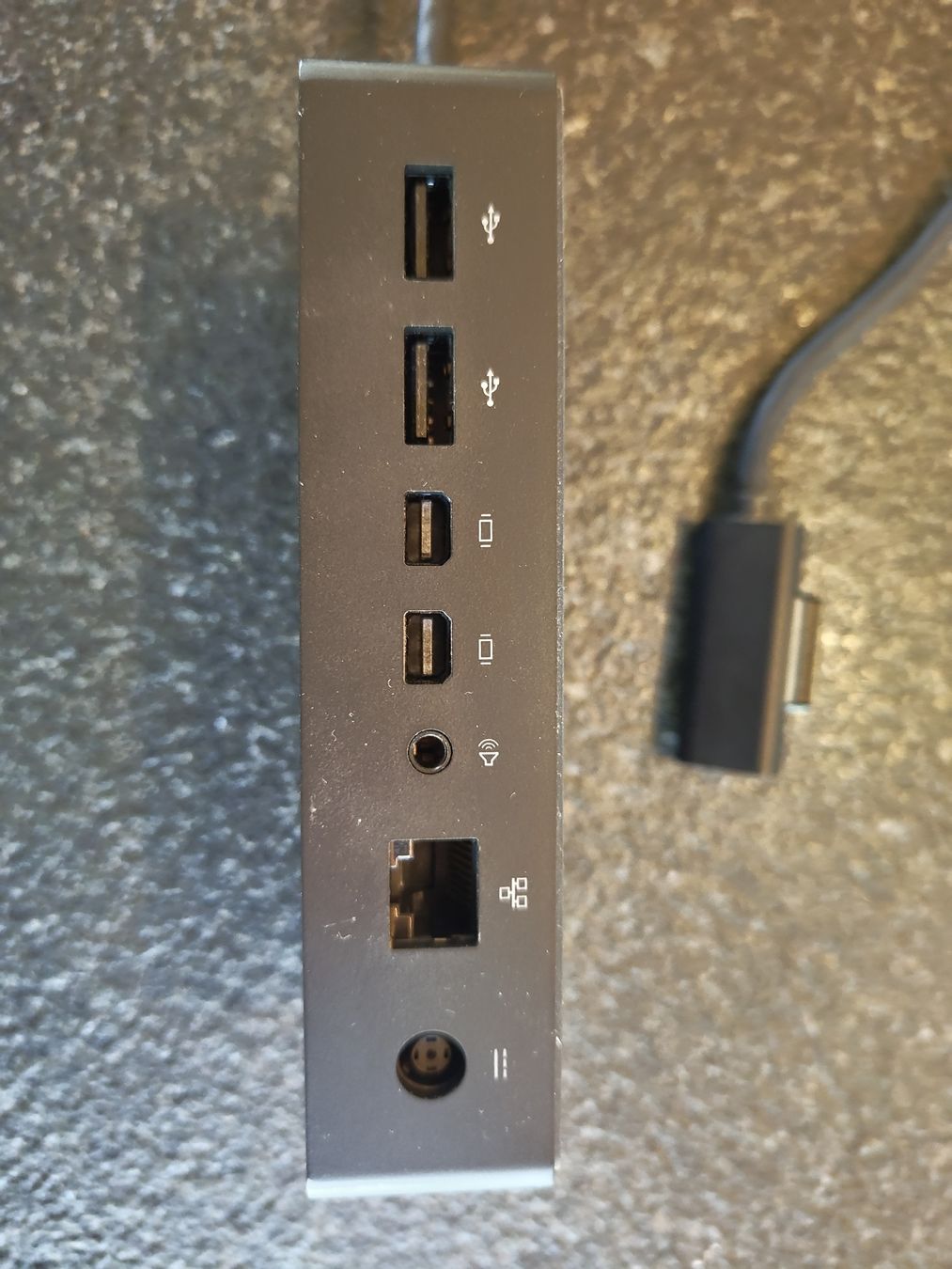 Microsoft Docking station: Surface (Book) Dockingstation inkl. Stromadapter – Usato da Krattigen venduto da verslaan 1