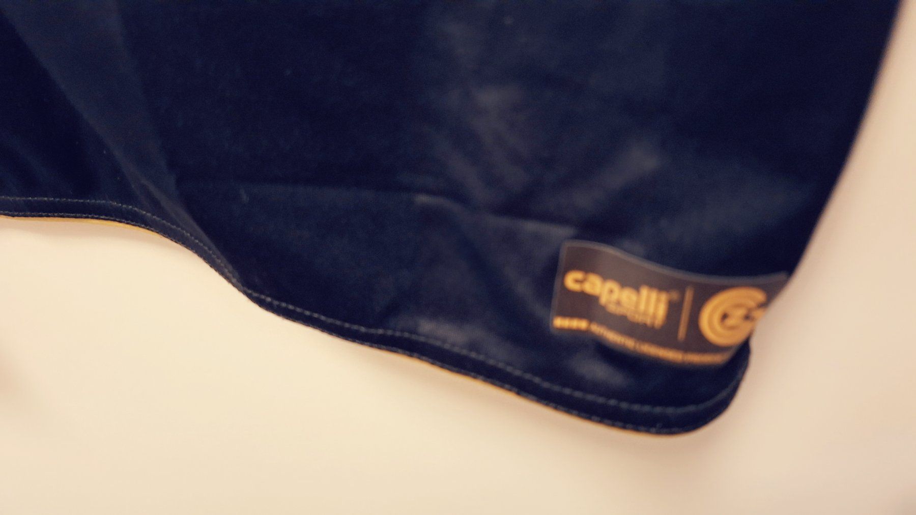 Canottiere & Pantaloni: Capelli Grasshopper Culb Zurich Away – Usato da Bellinzona venduto da LA-ropa-de-Juan 2