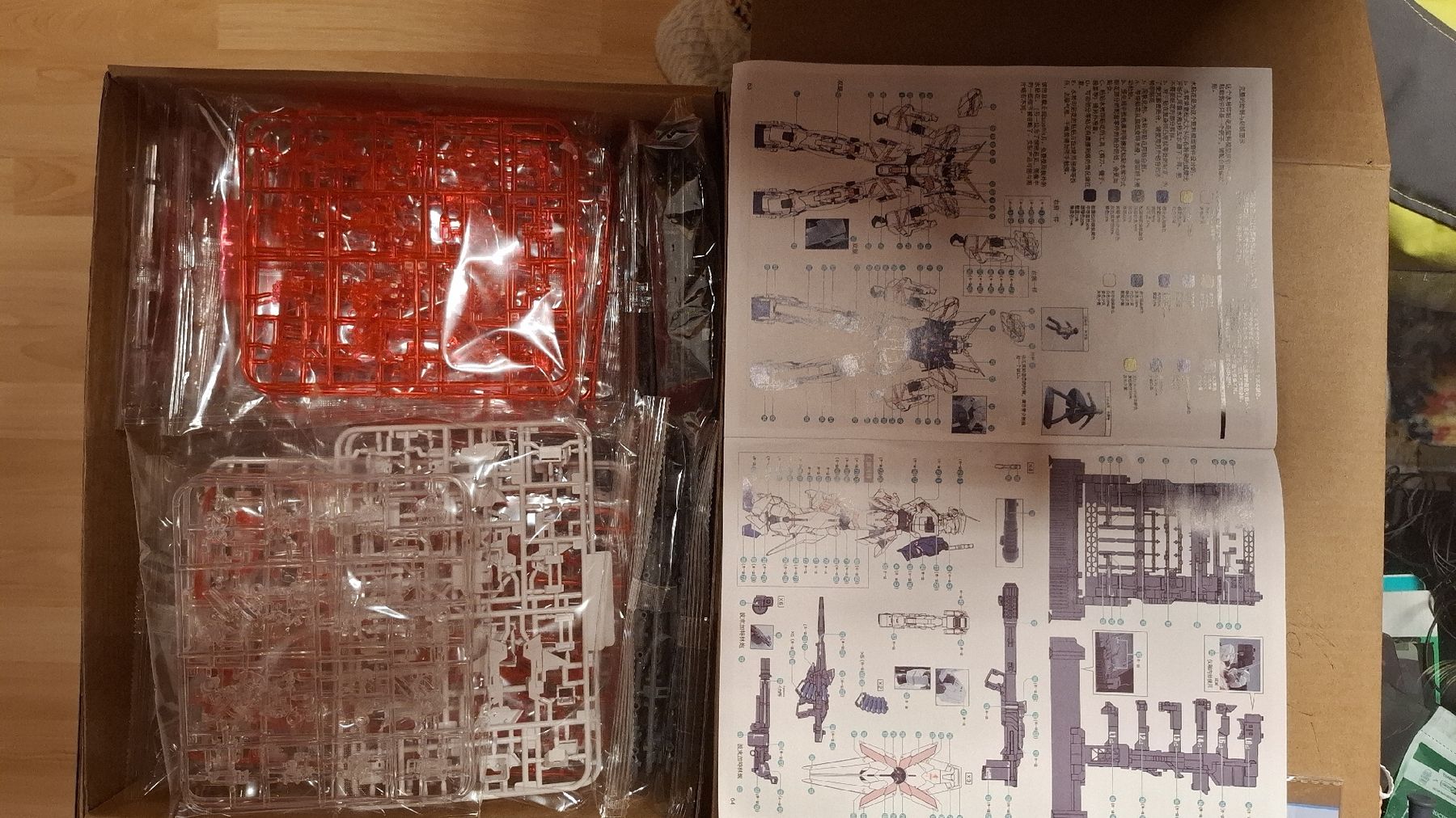 Modellbausätze & Standmodelle: MGEX Ver. Ka 1/100 Unicorn gundam – Neu und originalverpackt aus Schöftland von cor_7gms 8