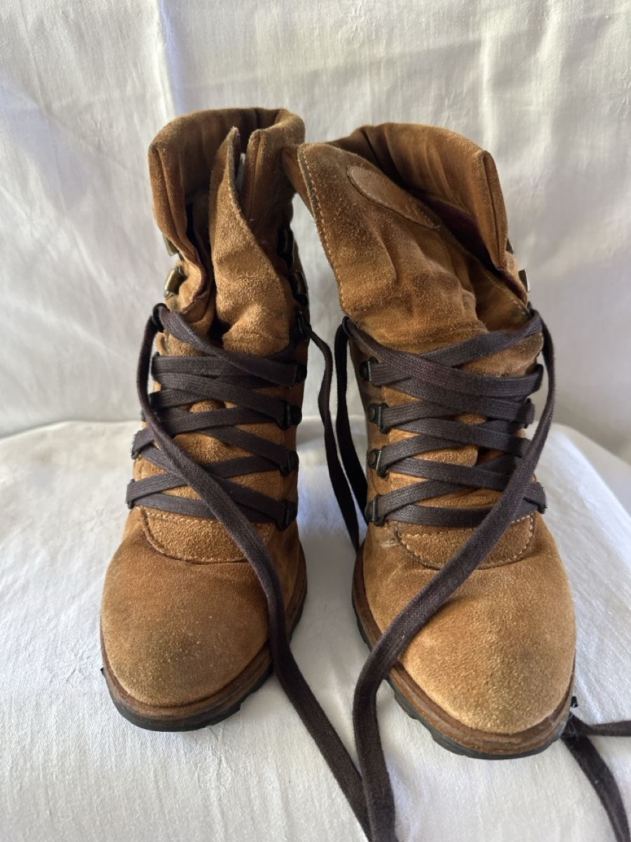 Chaussures femmes: Candice Cooper Stiefeletten Nr 38 – D'occasion à Stabio par MAARINAA