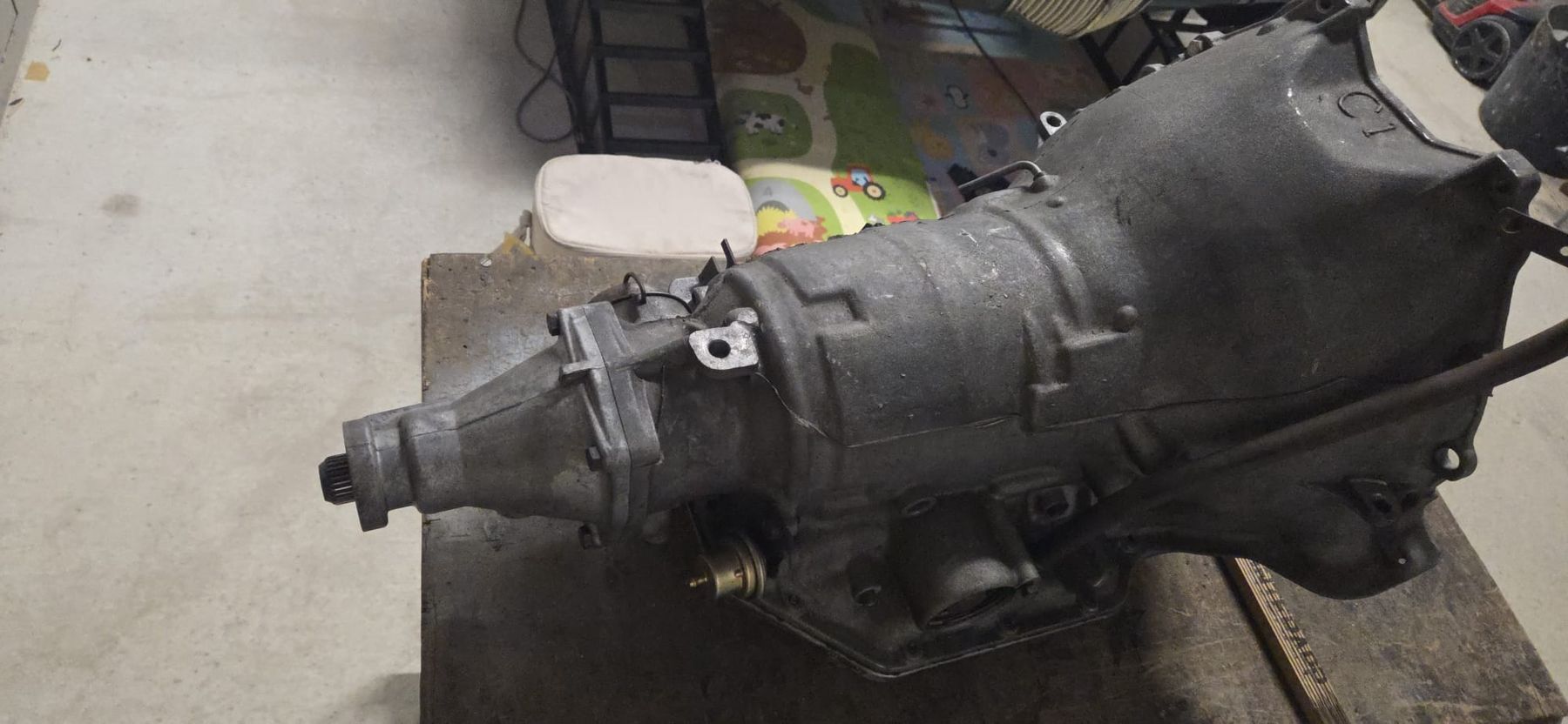 GM Tutti pezzi di ricambio auto: TH350 BOP automatique  – Usato da Les Acacias venduto da str_6prq 1