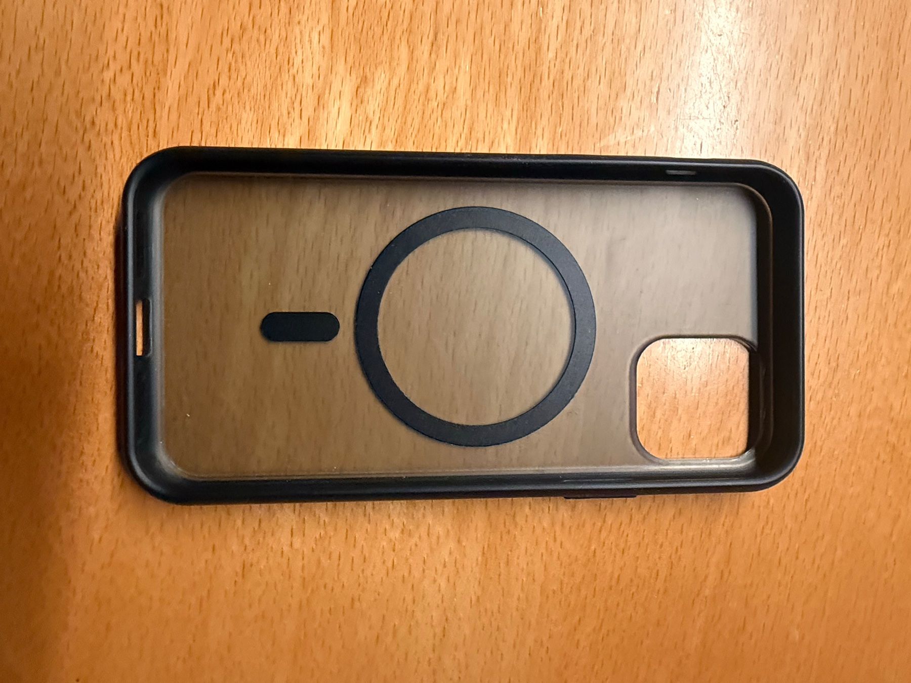 Cover & Protezioni schermo: Mag-Safe Hülle für iPhone 11 Pro – Usato da Winterthur venduto da scamander