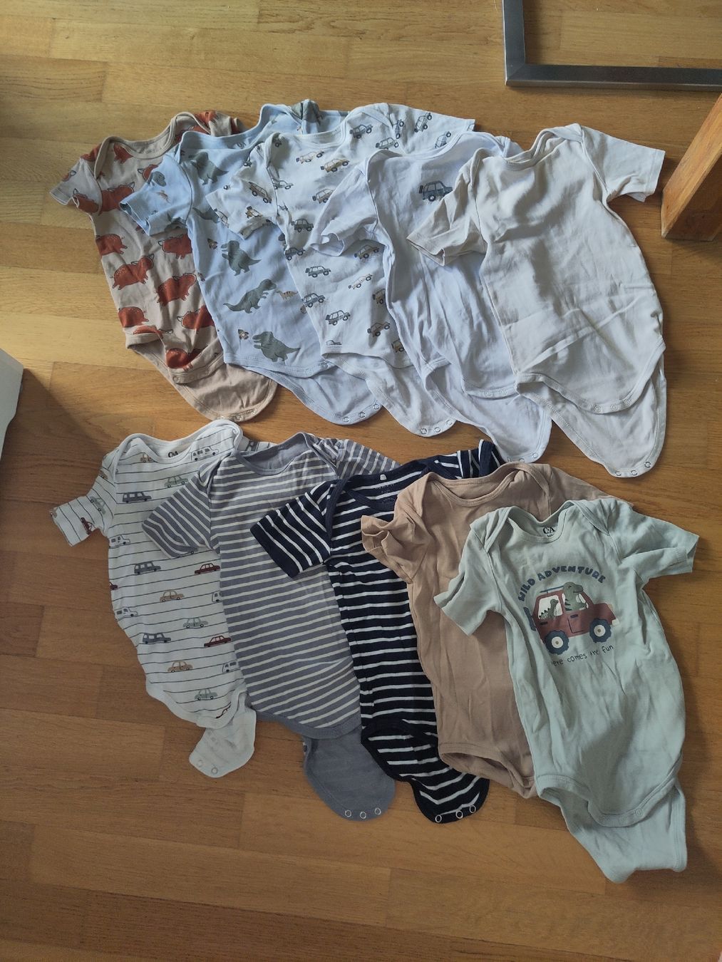 C&A Lotti di vestiti: 10 Kurzarm-Bodys, Gr. 98, C & A  – Nuovo (secondo la descrizione) da Zürich venduto da reb_qq6b