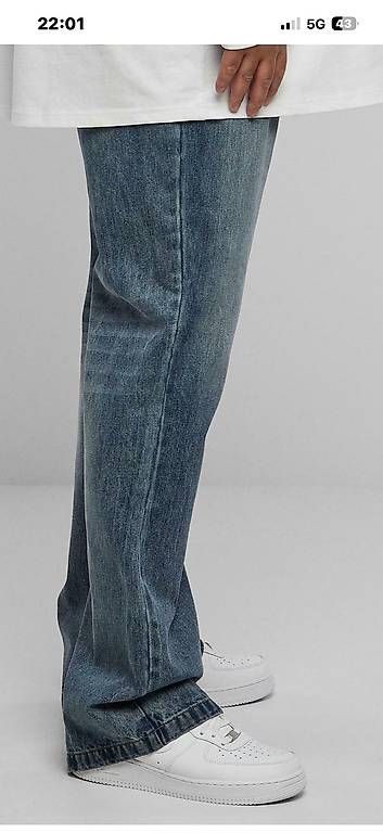Urban Outfitters Jeans: Urban Classic Jeans – Nuovo (secondo la descrizione) da Wettingen venduto da Bearthli 3