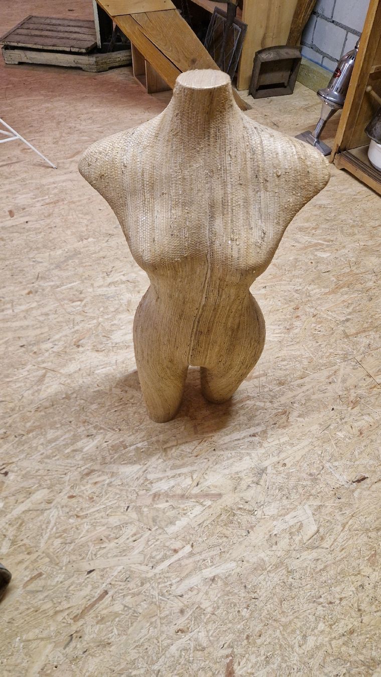 Allestimento di negozi e stand fieristici: Dekorative Schaufensterpuppe Torso Sisal 80cm L 40cm B – Usato da Ennenda venduto da Mr.Alpen16536 3
