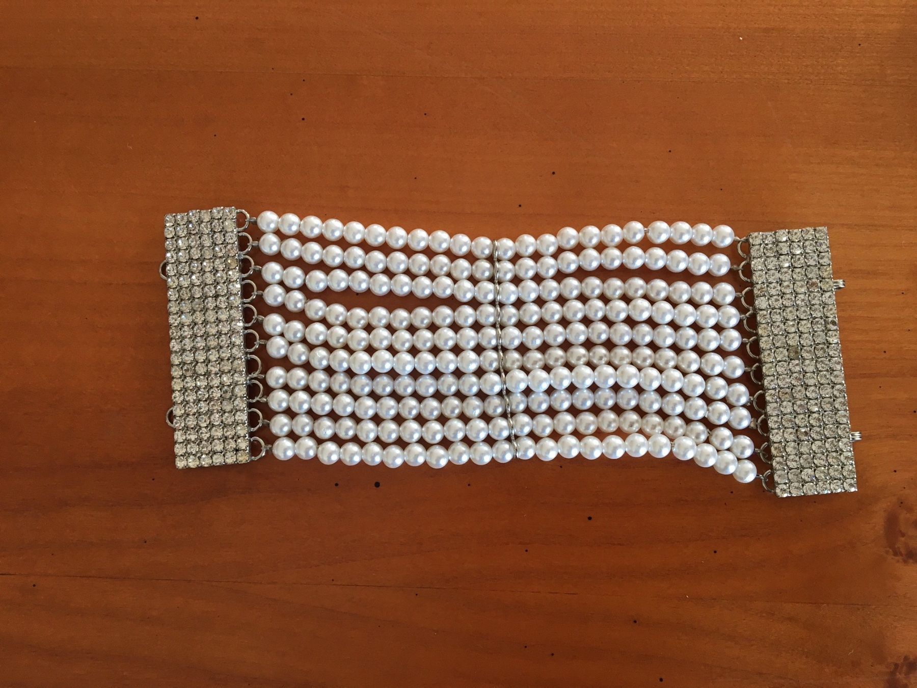 Bracciali & Braccialetti: Armschmuck aus Perlen von Krizia – Nuovo e nell'imballaggio originale da Brione s. Minusio venduto da batwoman3