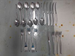 Besteck 23 Teile Berndorf/Sola Avantgarde, Chromnickelstahl