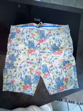 Shorts KEEP IN TOUCH 56 1 x getragen