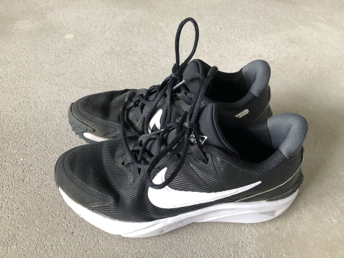 Nike Scarpe da uomo: Nike Sportschuh Gr.39 – Usato da Trogen venduto da jtilady
