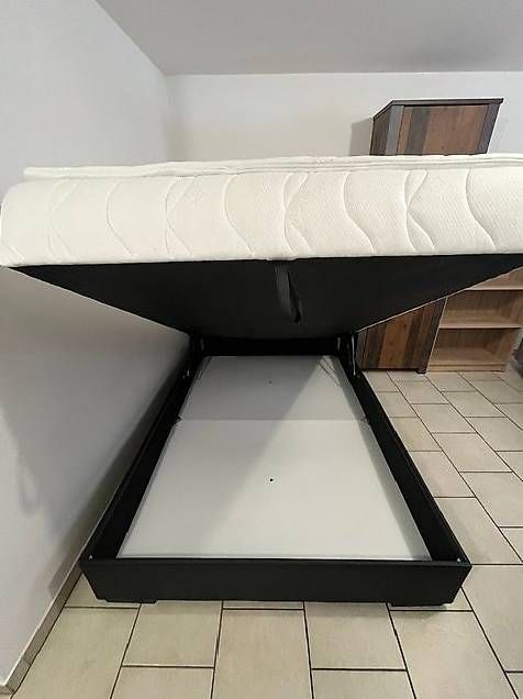 Conforama Letti: Lit avec coffre de rangement 120 cm x 200 cm – Usato da Fribourg venduto da tettamanti.viola 1