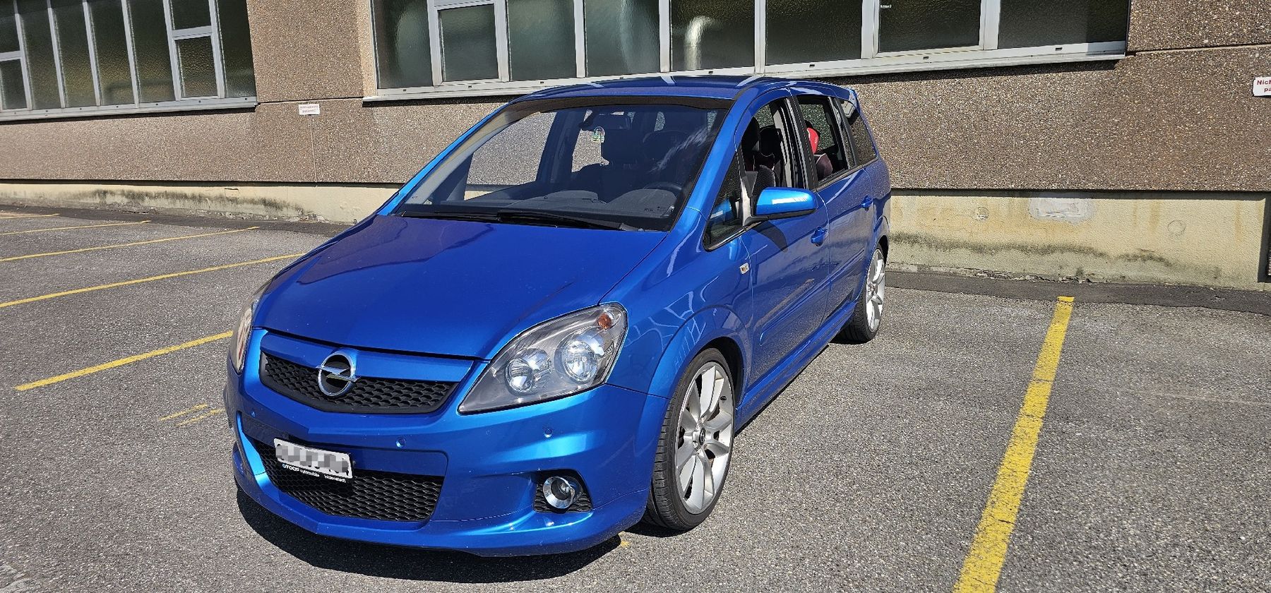 Opel Automobili: Opel Zafira B OPC – Usato da Azmoos venduto da Jadejo
