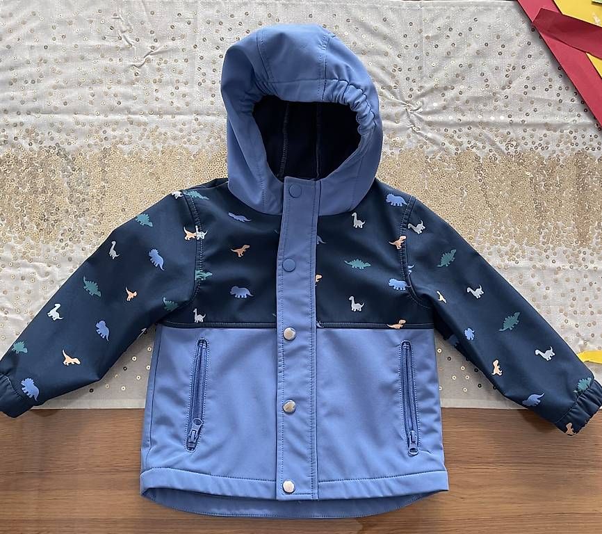 Jacken & Mäntel: Softshelljacke blau Dino Gr vo 92 – Gebraucht aus Wil SG von bea_zl8t