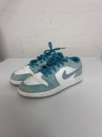 Baskets Nike Air Jordan bleu blanc 35.5 