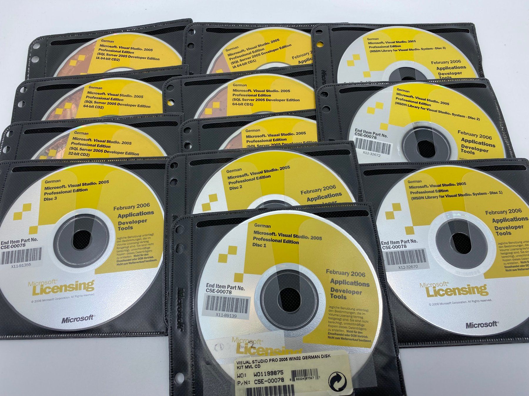 Microsoft Software: Sammlung Microsoft Select CDs - Visual Studio inkl. Ordner – Usato da Langwiesen venduto da Restposten-24 1