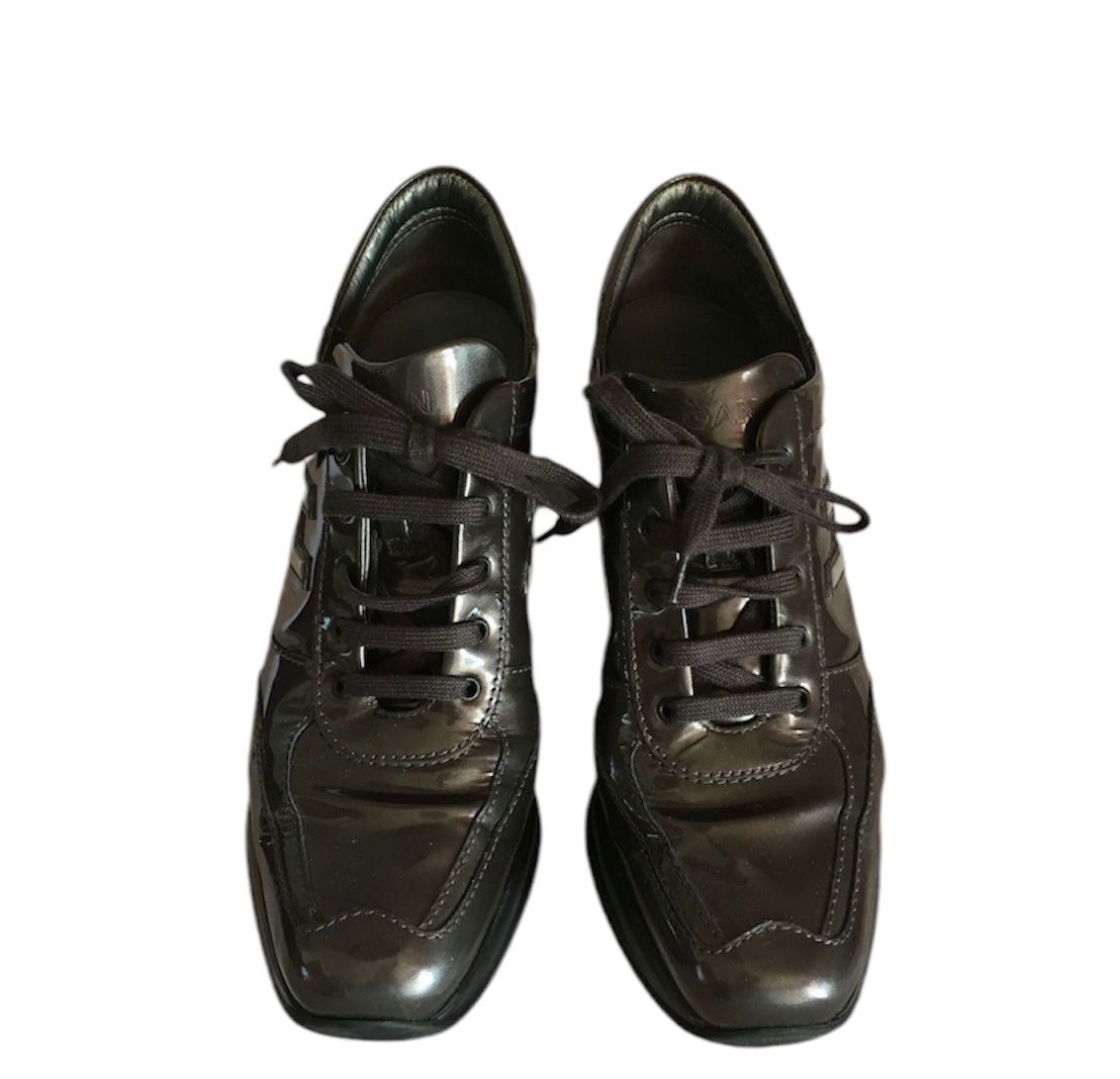 Hogan Scarpe da donna: Hogan – Usato da Dotzigen venduto da SecondHandGems