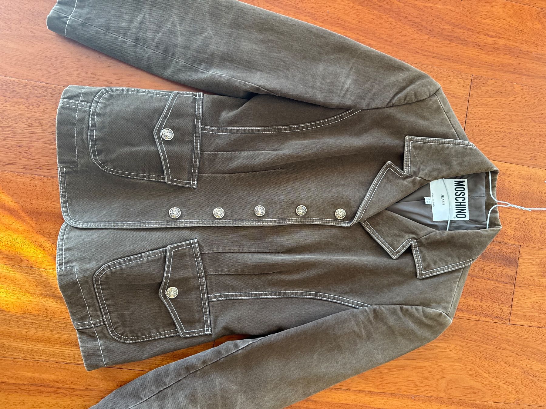 Moschino Giacche: Stylish Moschino Jeans Jacket, size S, Fall Essential – Nuovo (secondo la descrizione) da Montagnola venduto da jamylafy 6