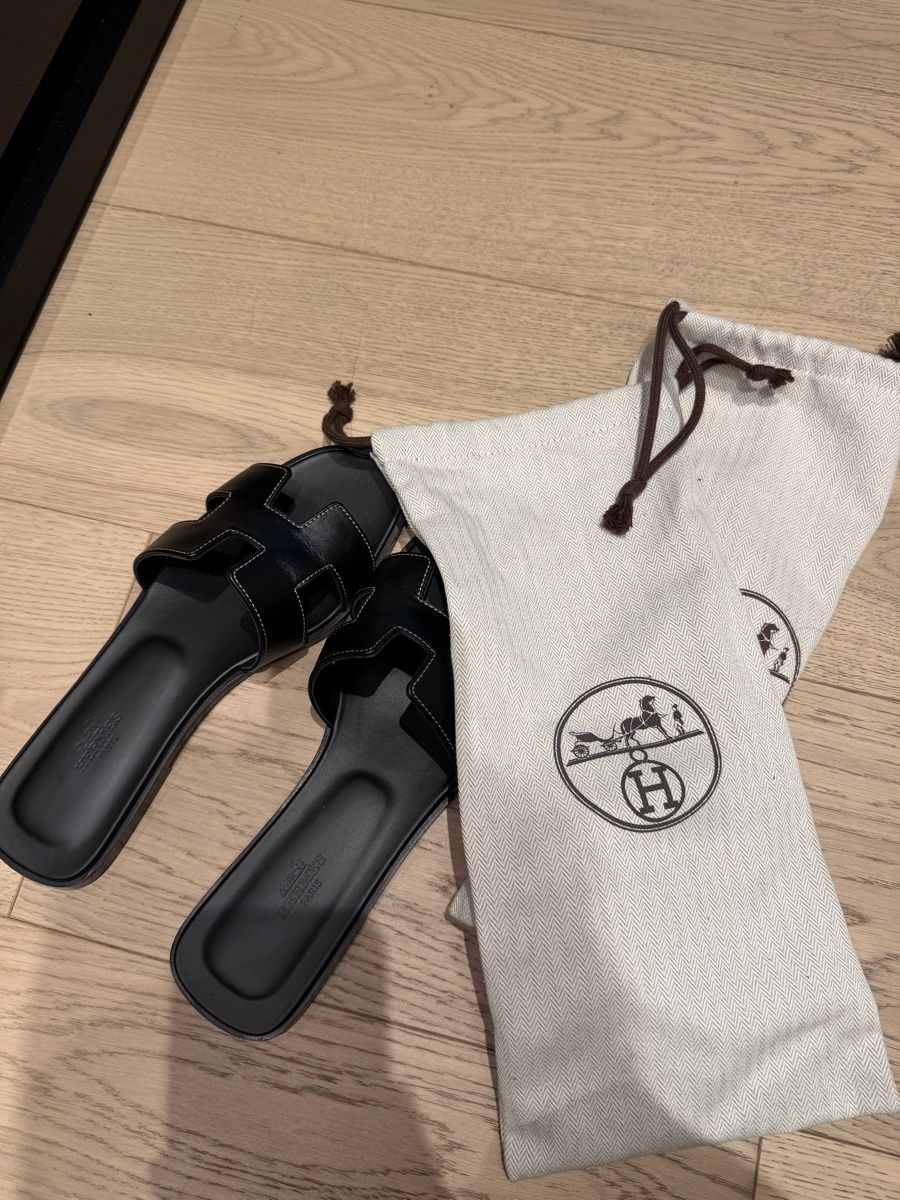 Hermès Scarpe da donna: Hermes Oran sandals – Nuovo (secondo la descrizione) da Wilen b. Wollerau venduto da kat_hw7k 1
