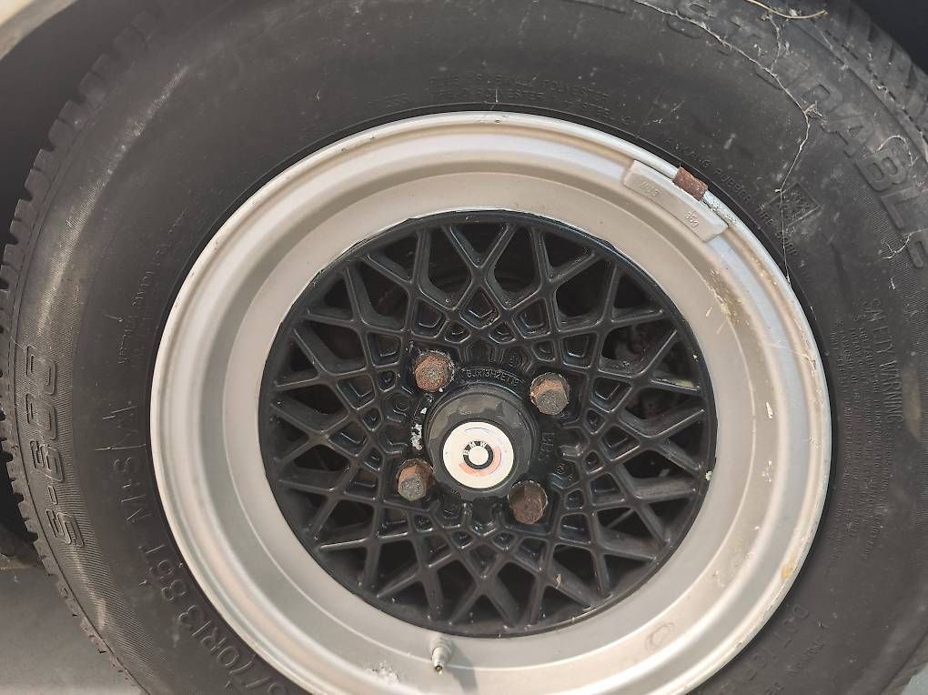 Autos: BMW E21 323i Restaurationsobjekt. – D'occasion à Zihlschlacht par rad_vvm9 1