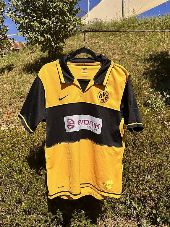 BVB Canottiere & Pantaloni: BVB Trikot  Alex Frei #13  Grösse M – Usato da Dättlikon venduto da Schwiizerli27