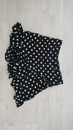 Sommerlicher Zara Hosenrock, schwarz/weiss gepunktet, Gr.S