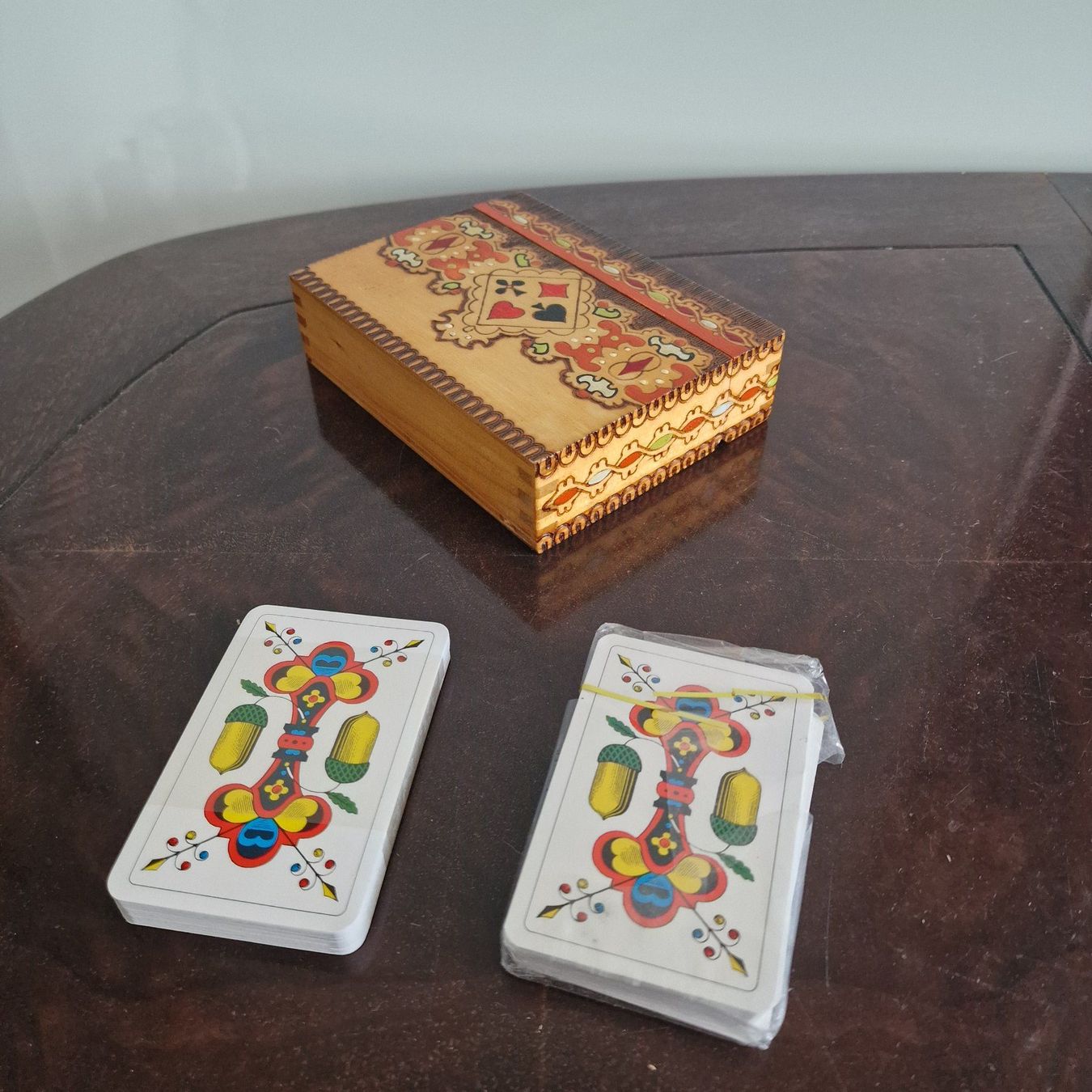 Giochi: Holzbox mit Schweizer Spielkarten, nostalgisch handbemalt – Usato da Birr venduto da sen_8djr 2