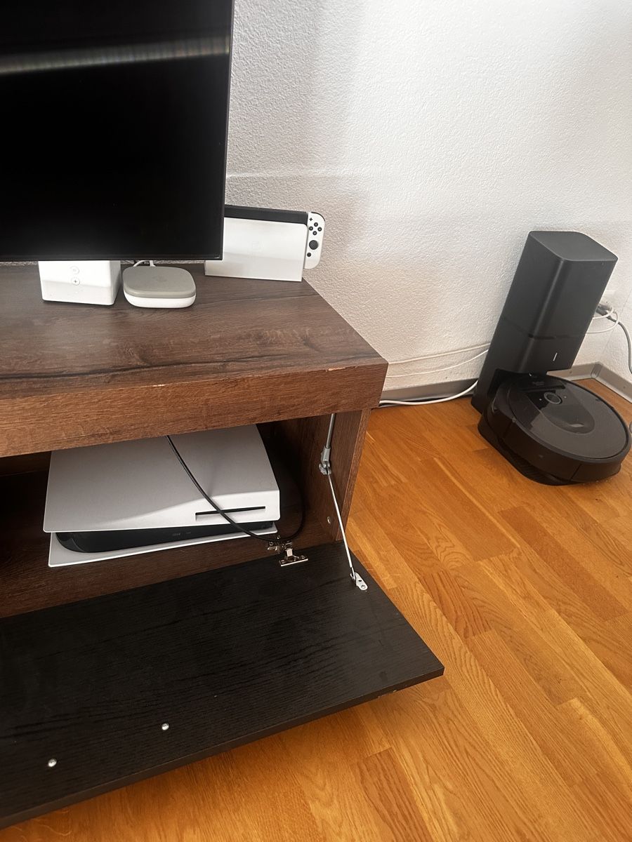 TV Möbel: TV-Möbel 210 cm – Gebraucht aus Günsberg von liv_2n8w 3